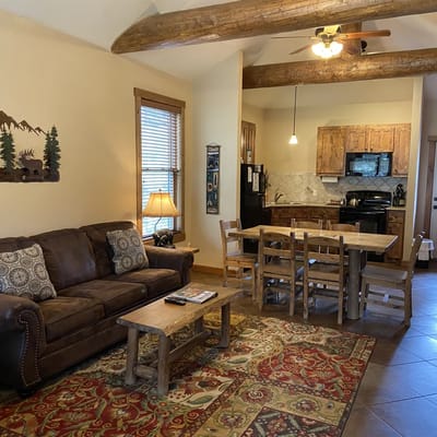 Bears Den #2- Cozy Mountain Duplex, Views + Wildlife & Hot Tub - SALE!